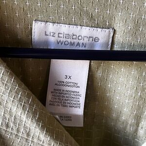Bundle of 3 Liz Claiborne Woman’s Plus Size button down shirts.  Size 3XL